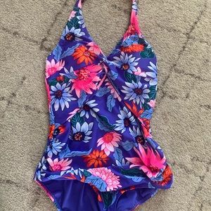 Old Navy Maternity Swimsuit.